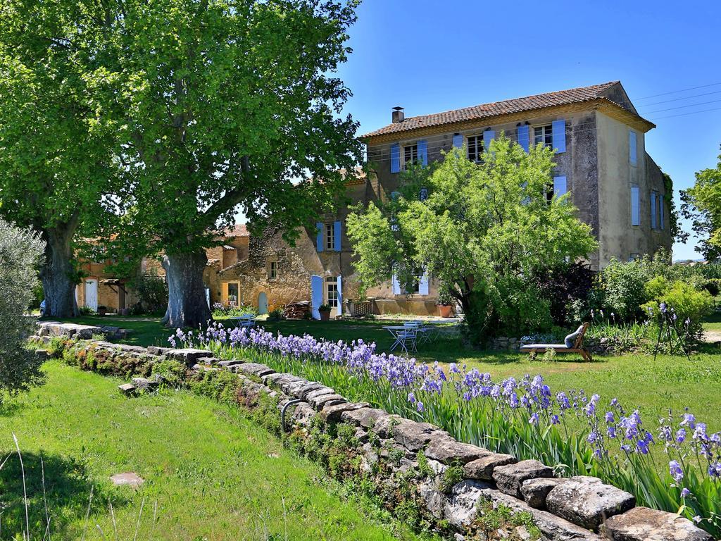 مبيت وإفطار Lauris Domaine La Carraire المظهر الخارجي الصورة