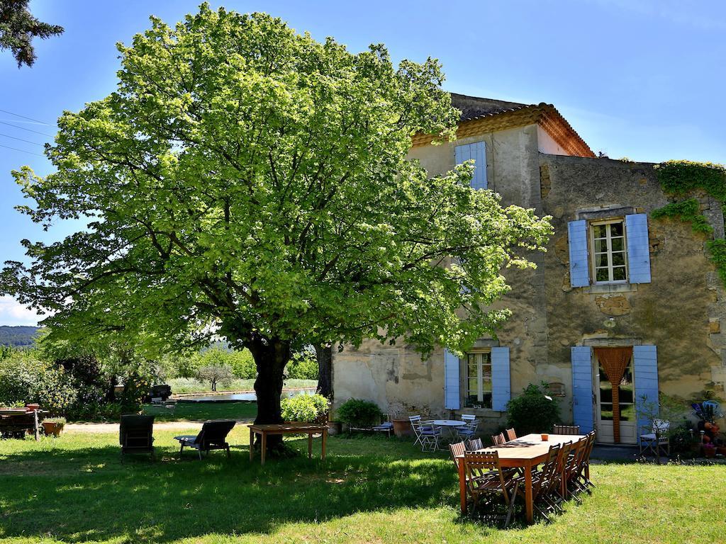 مبيت وإفطار Lauris Domaine La Carraire المظهر الخارجي الصورة