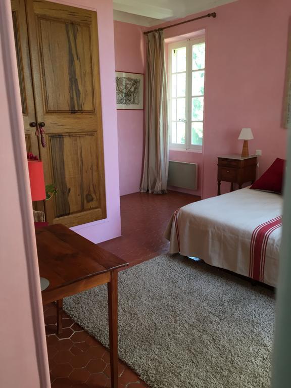 مبيت وإفطار Lauris Domaine La Carraire المظهر الخارجي الصورة